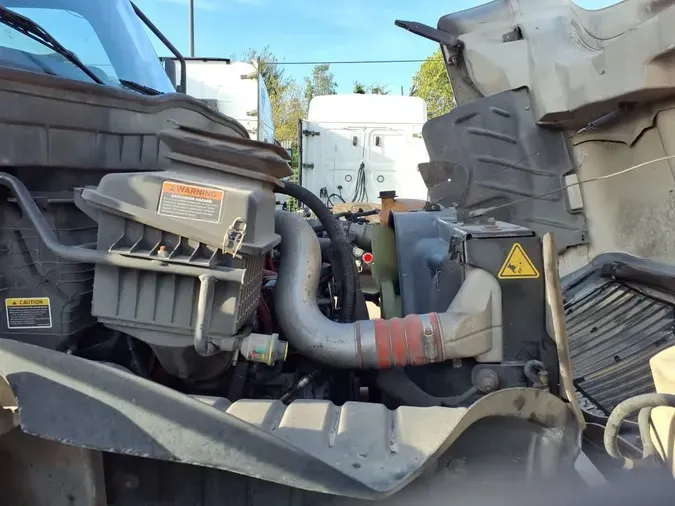 2020 NAVISTAR INTERNATIONAL MV607 (4X2)