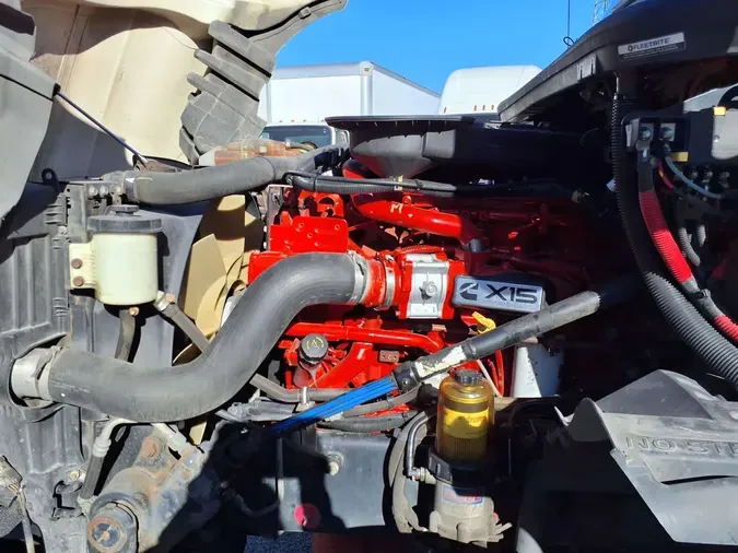 2019 NAVISTAR INTERNATIONAL LT625 SLPR CAB