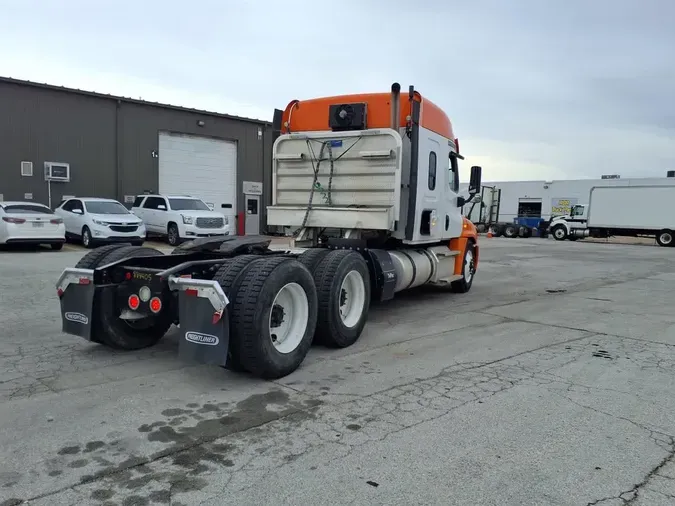 2020 FREIGHTLINER/MERCEDES CASCADIA 125