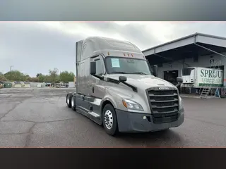 2025 Freightliner Cascadia 126