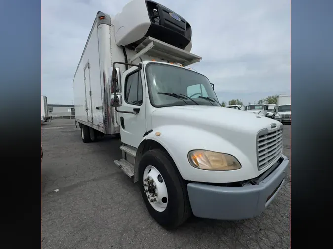 2016 FREIGHTLINER M2 106