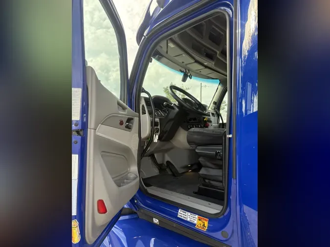 2022 Peterbilt 579