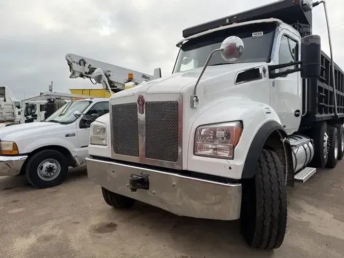 2020 KENWORTH T880