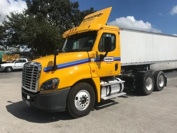 2015 Freightliner X12564STf28a2a613d9ebed235c4f896df09e012