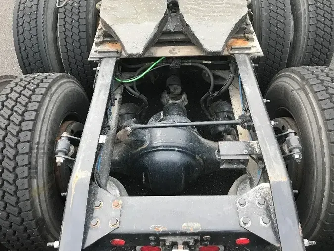 2017 FREIGHTLINER X12564ST
