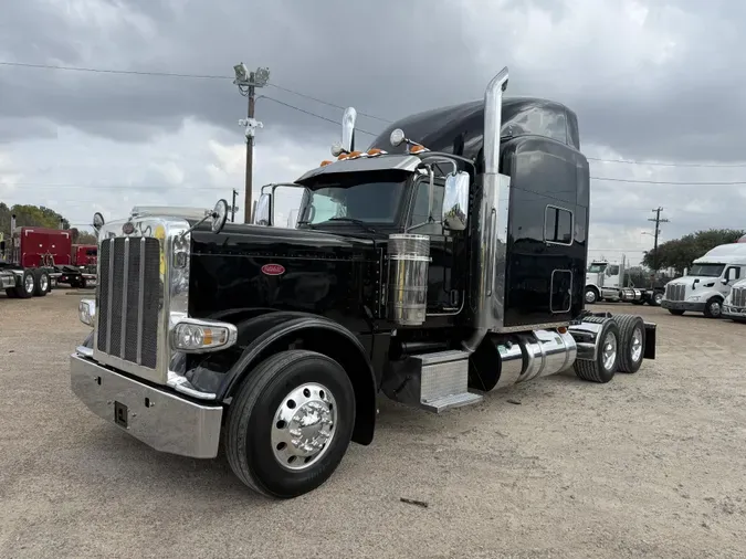 2022 Peterbilt 389f2971f4fec4c63ed1e19ef9ee252b2ca