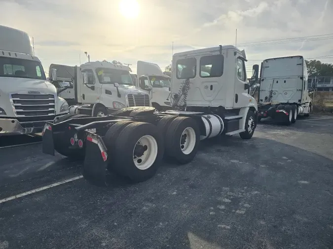 2018 FREIGHTLINER/MERCEDES CASCADIA 113f2978ee4fd7f780bc069c37ab4006e0f