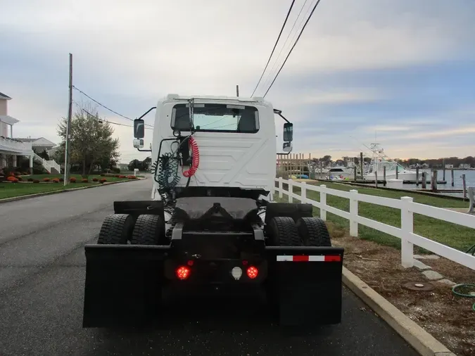 2018 INTERNATIONAL LT 625