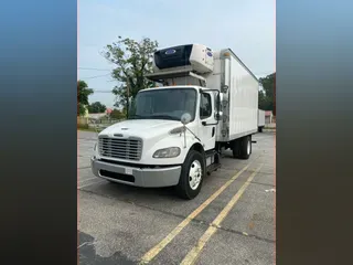2016 Freightliner M2 106