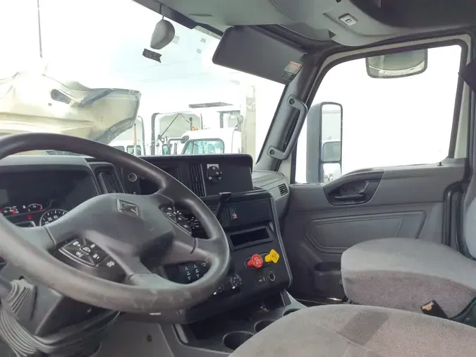 2020 NAVISTAR INTERNATIONAL LT625 SLPR CAB