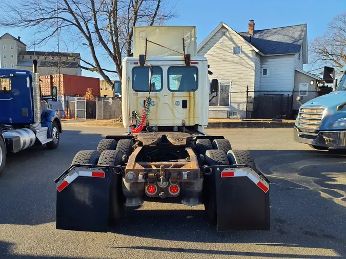 2016 FREIGHTLINER/MERCEDES CASCADIA 125