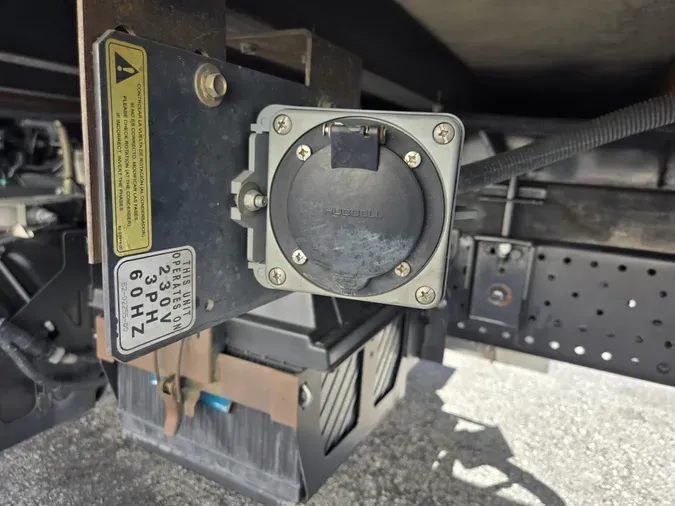 2018 Isuzu NPR-HDf29ff4d8f9af8351f14657033a24488a