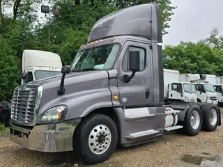 2018 FREIGHTLINER/MERCEDES CASCADIA 125