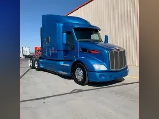 2017 Peterbilt 579