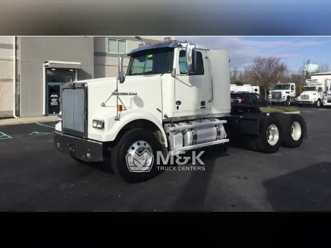 2020 WESTERN STAR 4900FA