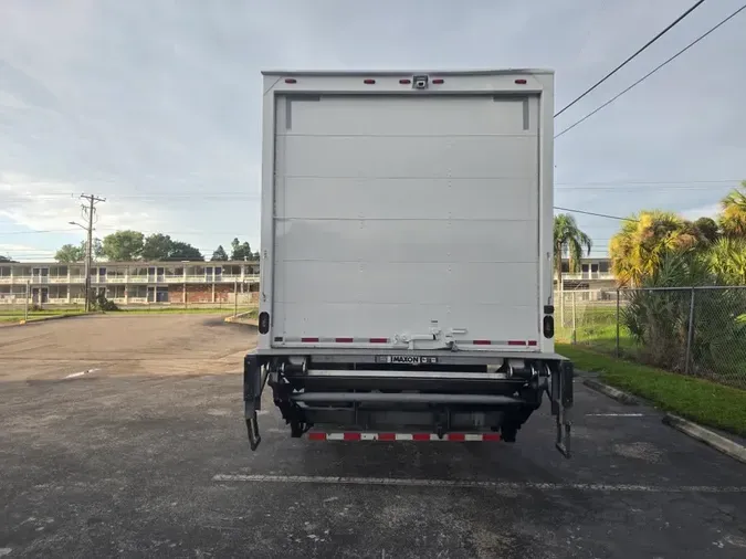 2019 FREIGHTLINER/MERCEDES M2 106