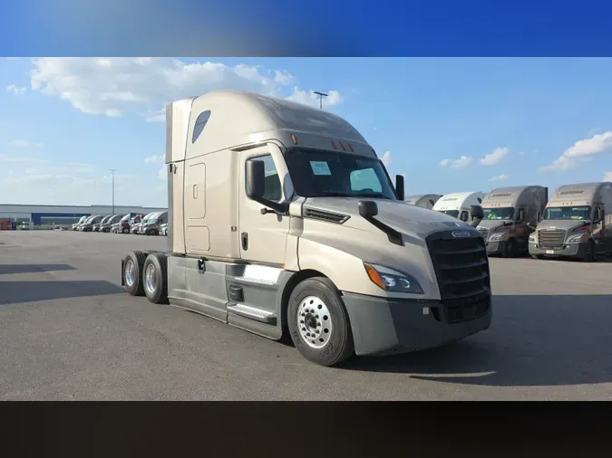 2023 Freightliner Cascadia 126f2af455d50e16b4586e631ea6003e976
