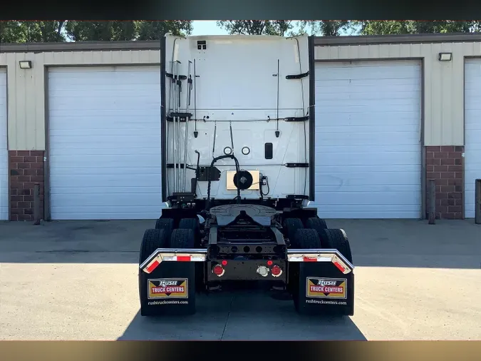 2021 INT LT625 6x4
