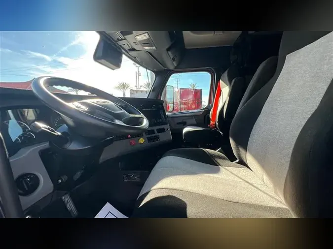 2022 FREIGHTLINER CA126