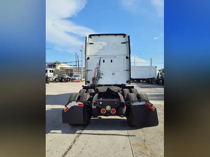 2019 FREIGHTLINER/MERCEDES CASCADIA 125f2b589abfead8d0a78297b8d63fea207