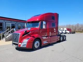 2019 Volvo VNL64T860