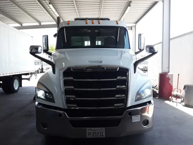 2019 FREIGHTLINER NEW CASCADIA PX12664