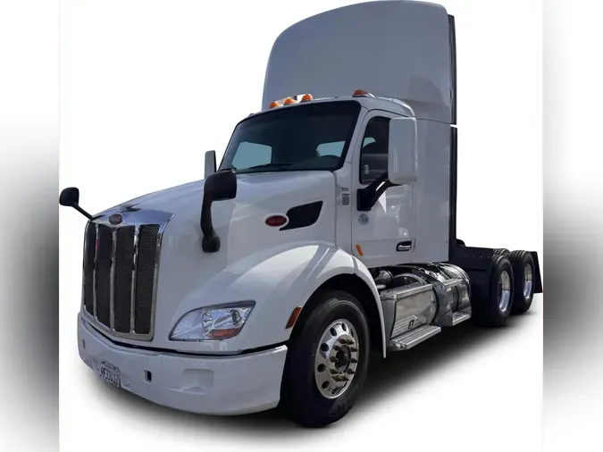 2021 Peterbilt 579f2b99cb3256cd40f0e0725324895dbba