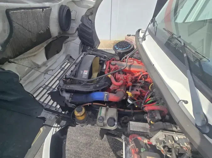 2018 FREIGHTLINER/MERCEDES M2 106