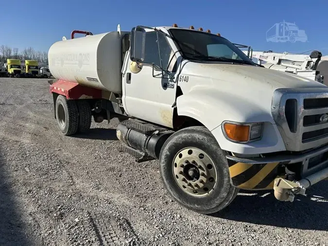 2007 FORD F750 SD