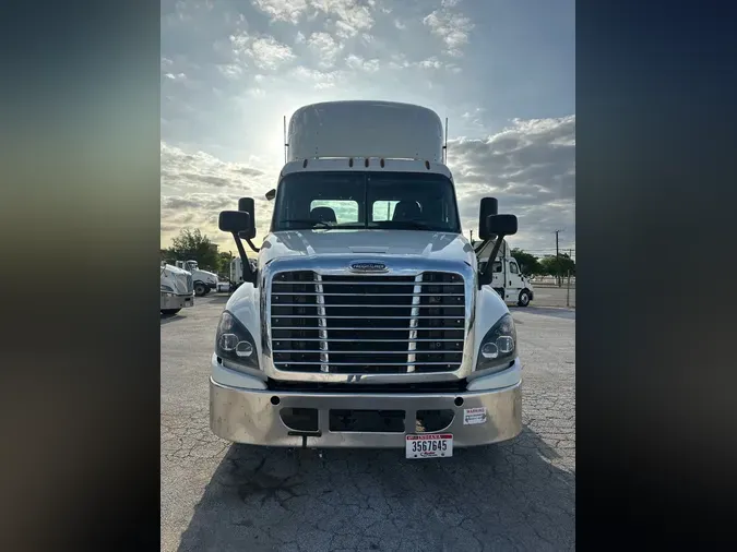 2020 FREIGHTLINER/MERCEDES CASCADIA 125