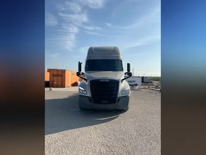 2023 Freightliner Cascadia