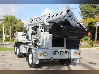 2005 Gradall XL4100