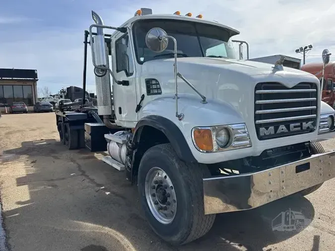 2003 MACK GRANITE CV713f2c89c79a47568fac4f47e9cb170e292