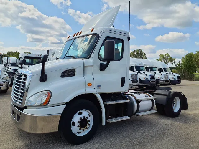 2018 FREIGHTLINER/MERCEDES CASCADIA 113f2c9d45431fb6943b6d78646ea6e6290