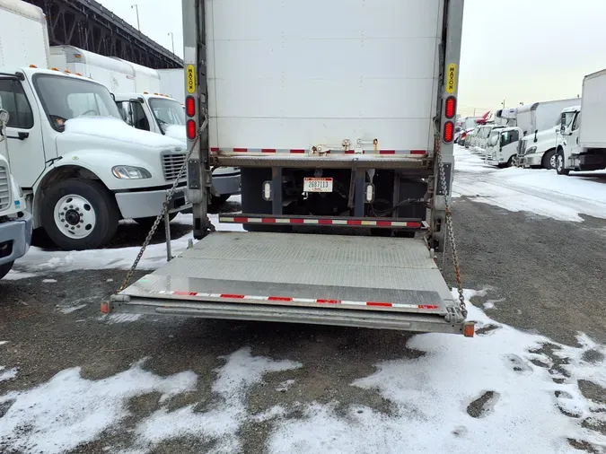 2017 FREIGHTLINER/MERCEDES M2 106