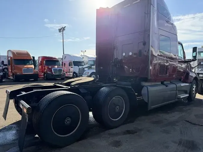 2020 INTERNATIONAL LT