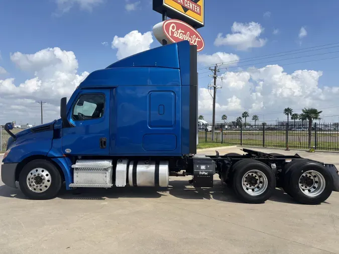 2020 Freightliner Cascadiaf2d7595b52b2f9813719342c9f7a72db