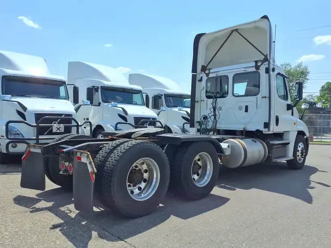2018 FREIGHTLINER CASCADIA 125