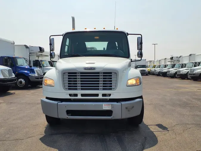 2017 FREIGHTLINER M2 106