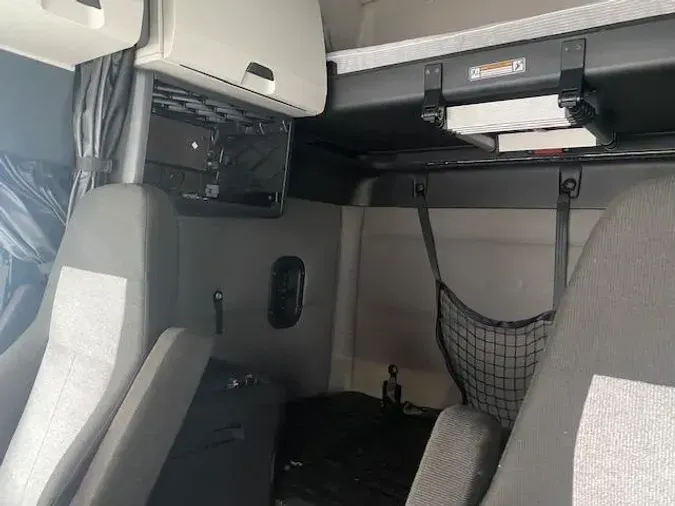 2020 Freightliner Cascadia