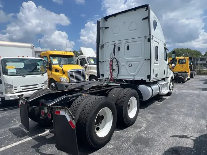 2020 FREIGHTLINER/MERCEDES NEW CASCADIA PX12664