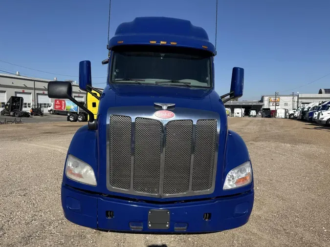 2022 Peterbilt 579