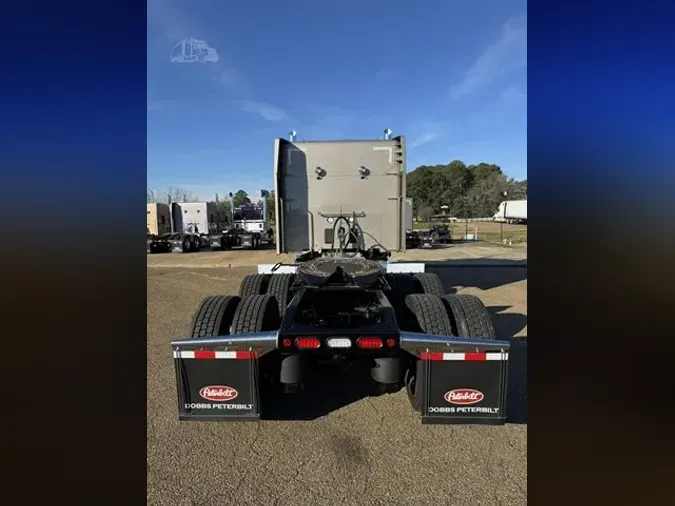 2025 PETERBILT 579