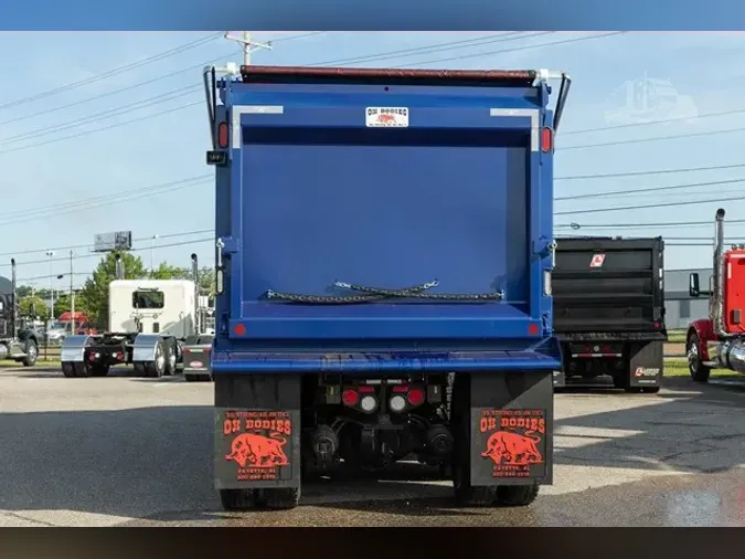 2025 PETERBILT 567