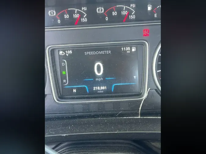2019 NAVISTAR INTERNATIONAL RH613 DAYCAB S/A