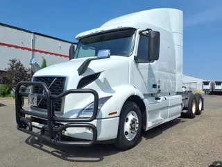 2020 VOLVO VNR64T-640