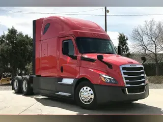 2019 Freightliner Corp. CASCADIA