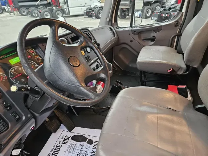 2019 FREIGHTLINER M2