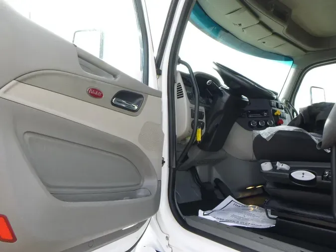 2020 Peterbilt 579