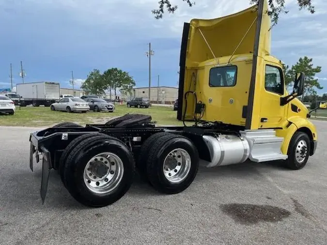 2021 Peterbilt 579
